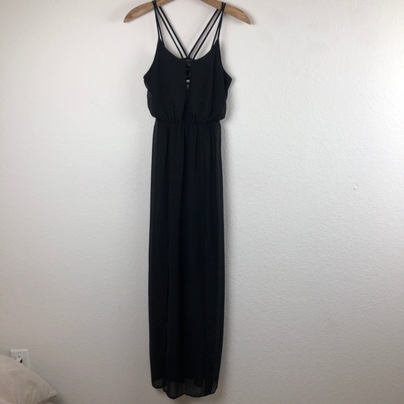 ASTR Maxi Black Dress With Front Slits XS NWT - Picture 1 of 8